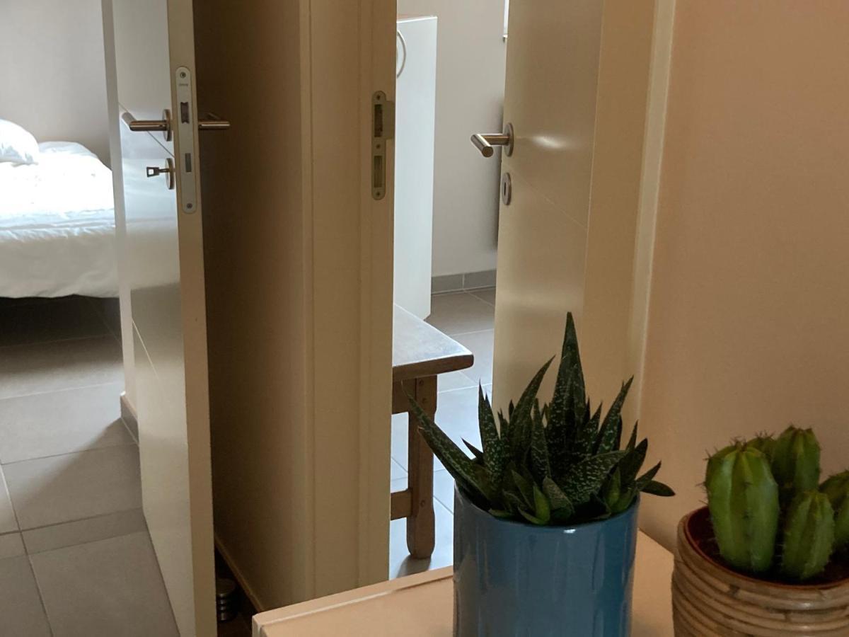 Appartement Met Zicht Op Zee Knokke-Heist Exteriör bild
